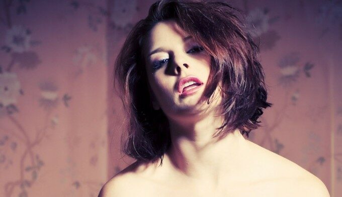 Karina Currie Presents: Chat Room Fever