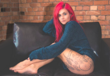 Roxi Keogh: The Bisexual Bombshell Who Loves to Perform Roxi Keogh